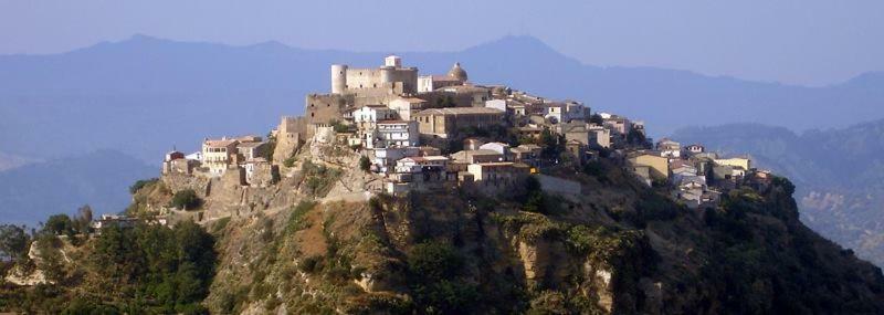 L'Isola Di Gaia Bed and Breakfast Crotone Exteriör bild
